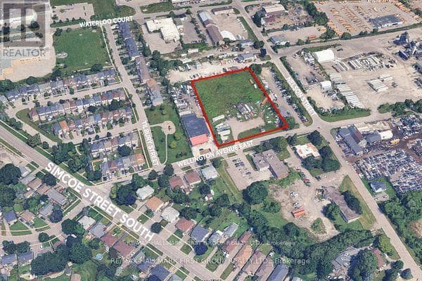 50 WELLINGTON AVENUE E photo 2