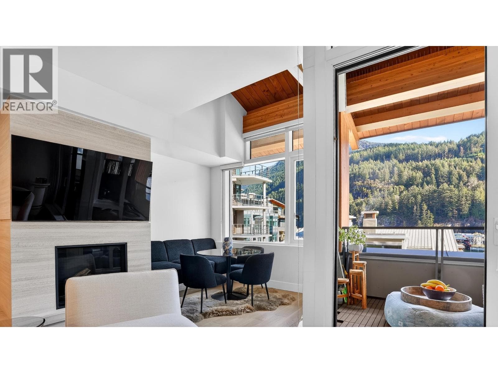 506 6687 NELSON AVENUE photo 2