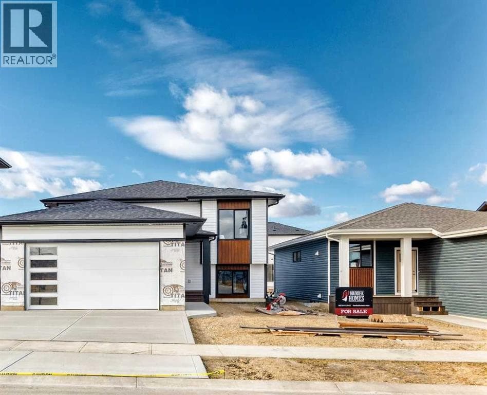 18 Tagish Avenue — photo 4