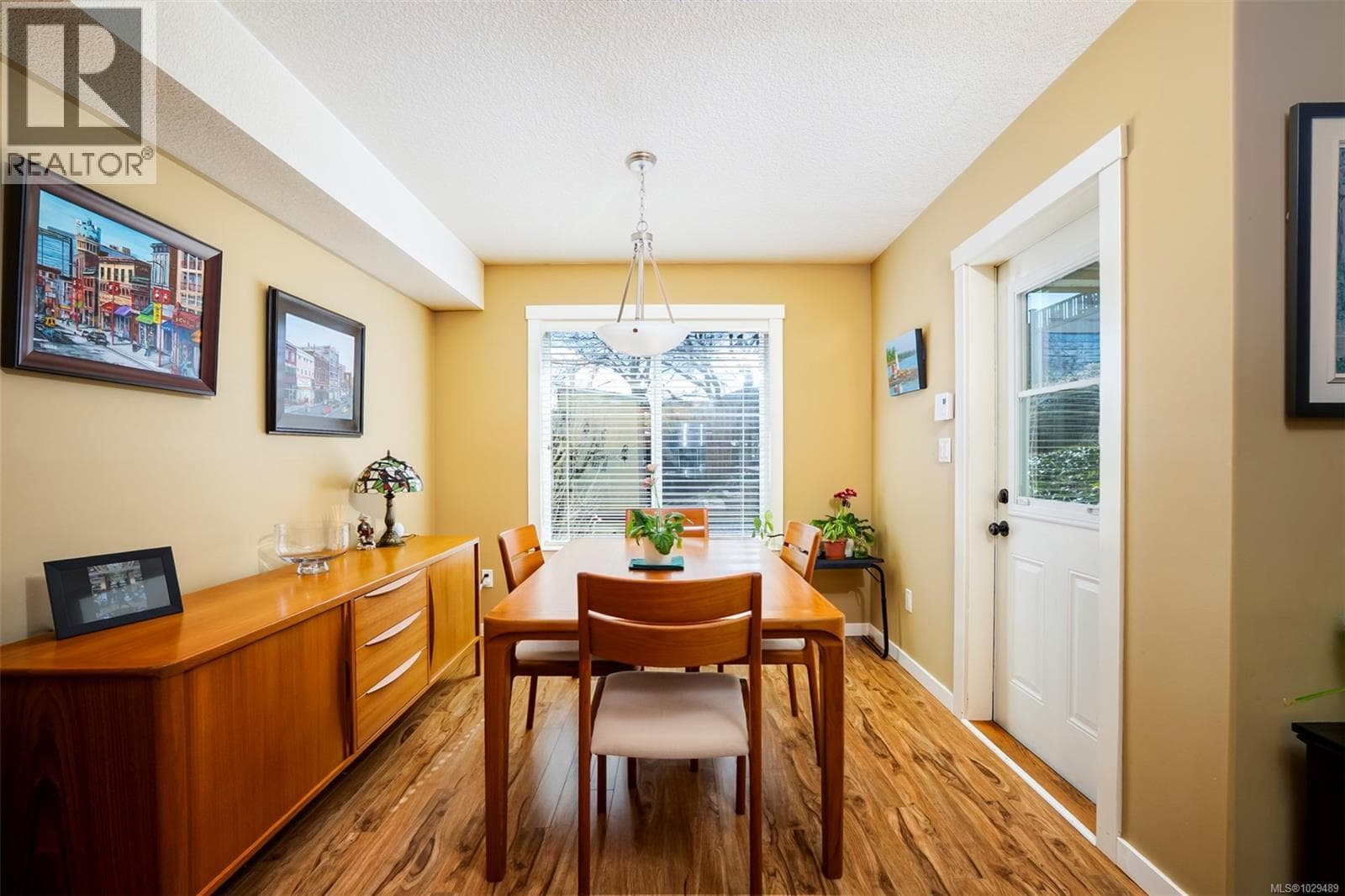 1847 White Blossom Way photo 3