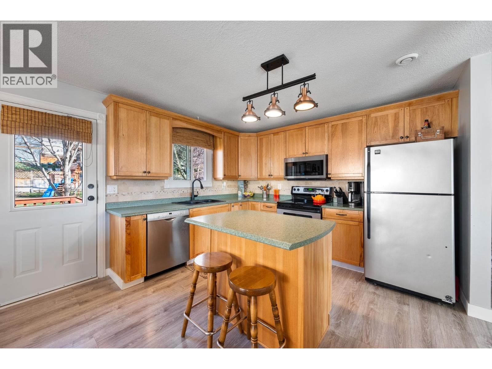 10651 Sherman Drive photo 4