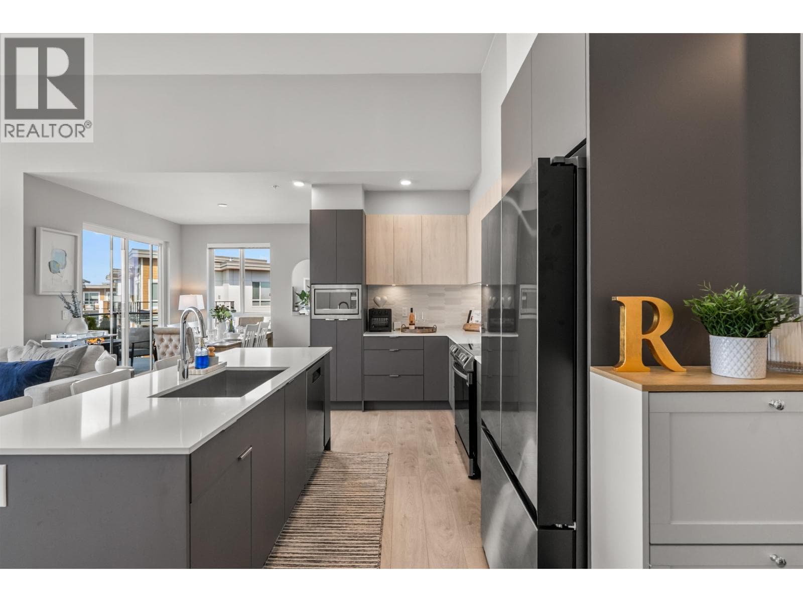 615 2431 RABBIT DRIVE photo 5