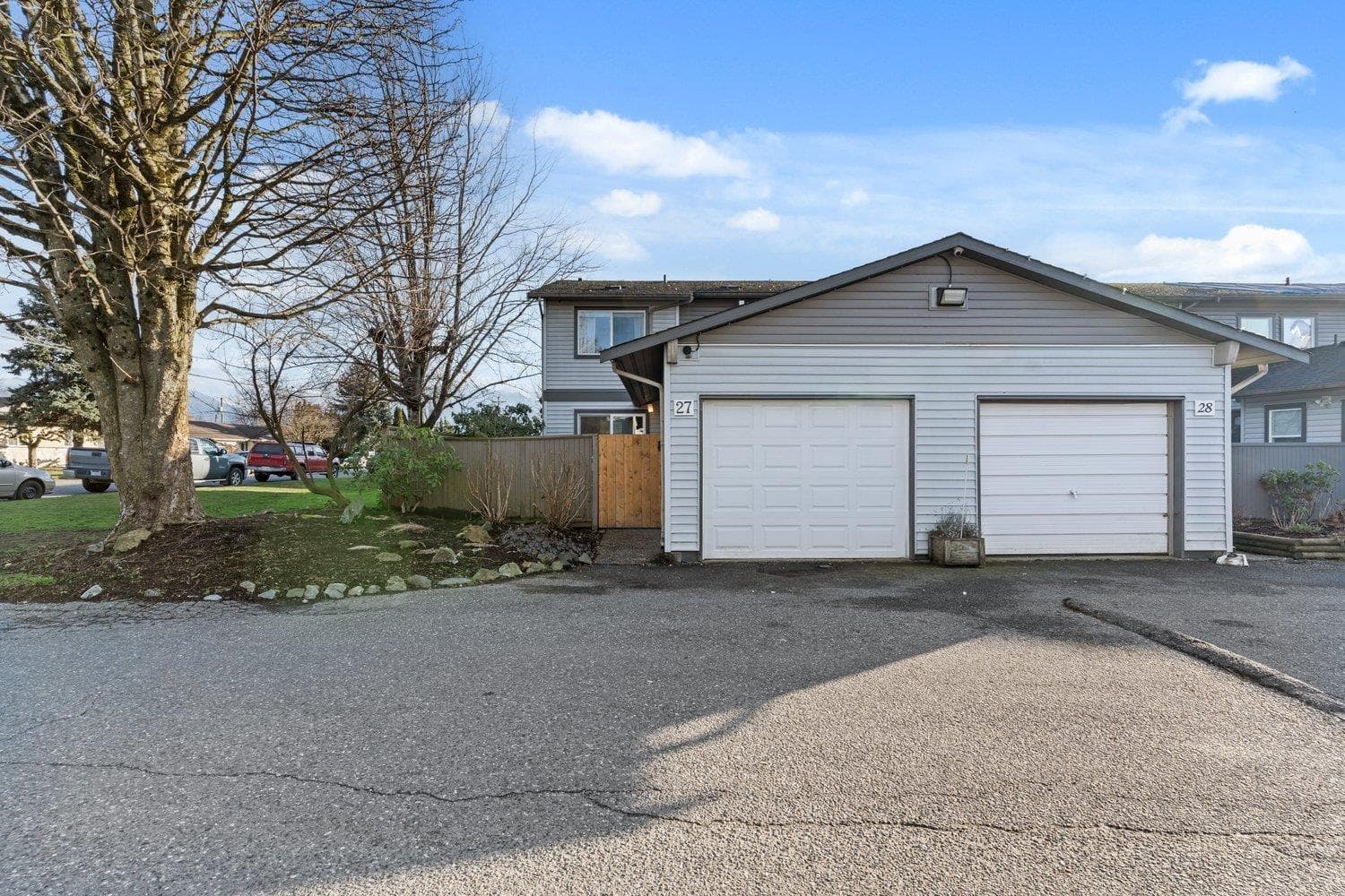 27 46689 FIRST AVENUE, Chilliwack Proper East photo 2