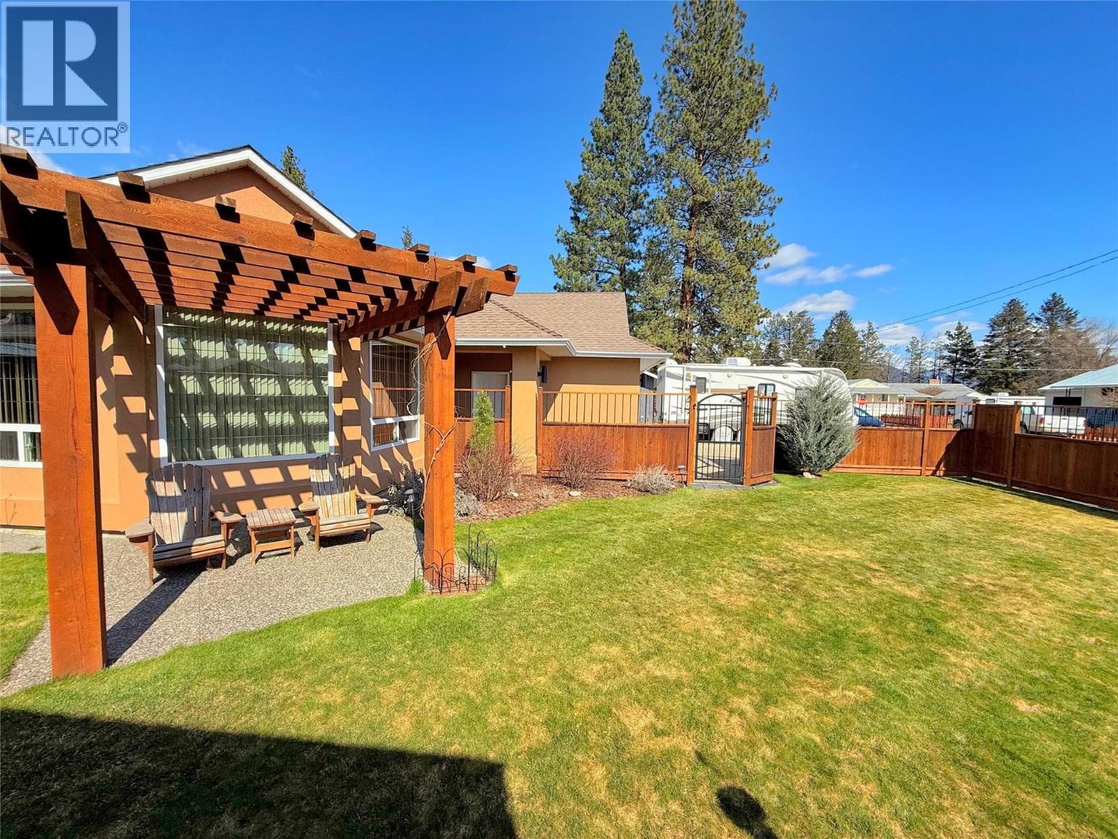389 BILLITER Avenue photo 4