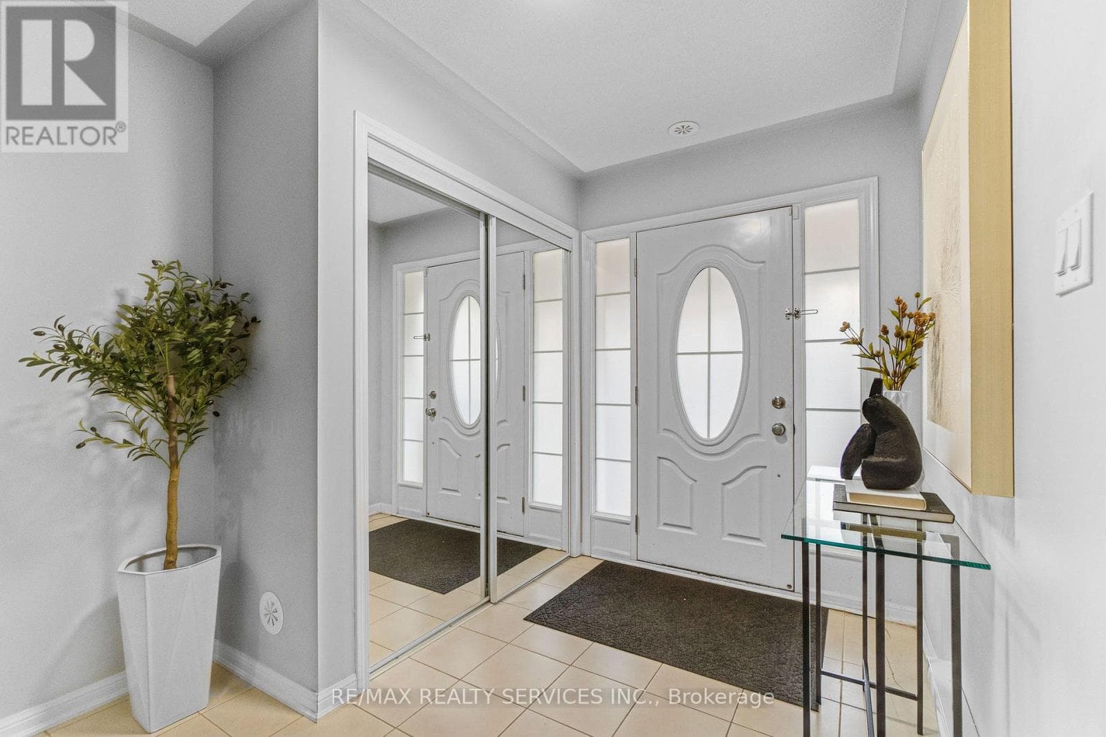 73 DREDGE COURT photo 2