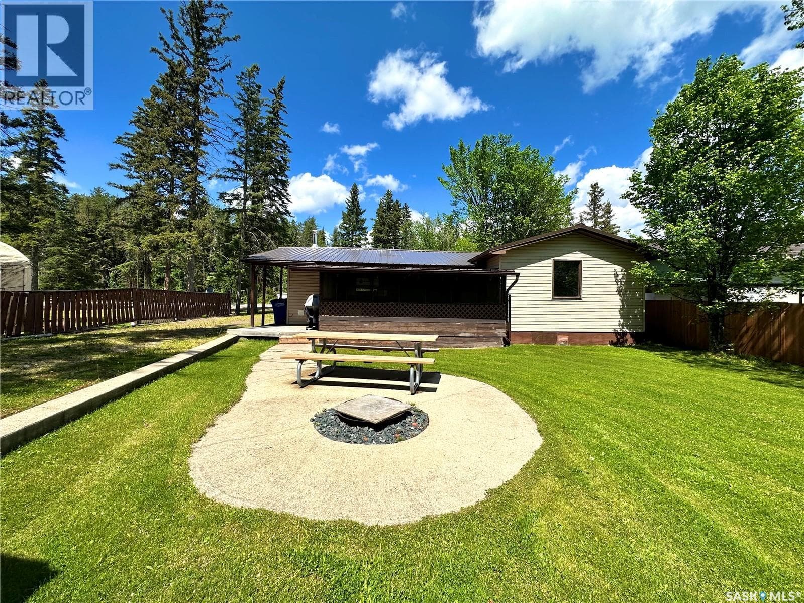 122 Pine STREET — photo 2