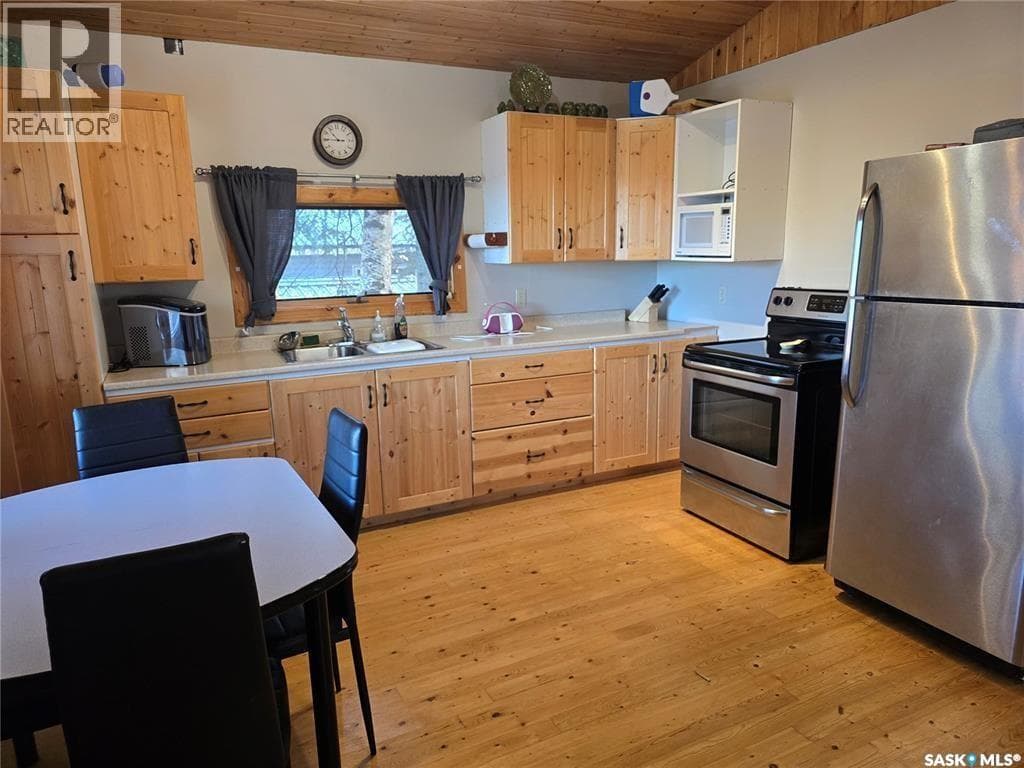 207 PINE DRIVE — photo 4