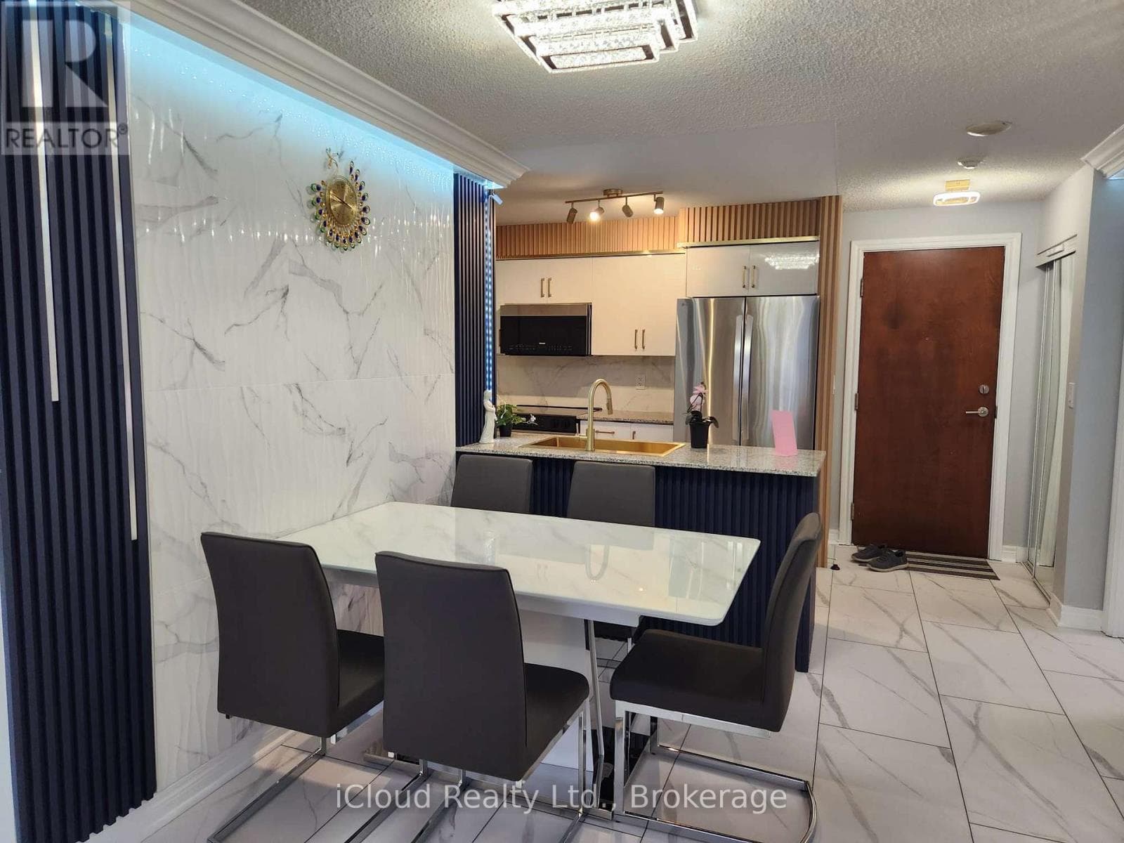 3114 - 310 BURNHAMTHORPE ROAD W photo 3