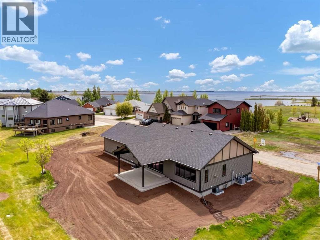 25 Blue Heron Bay — photo 2