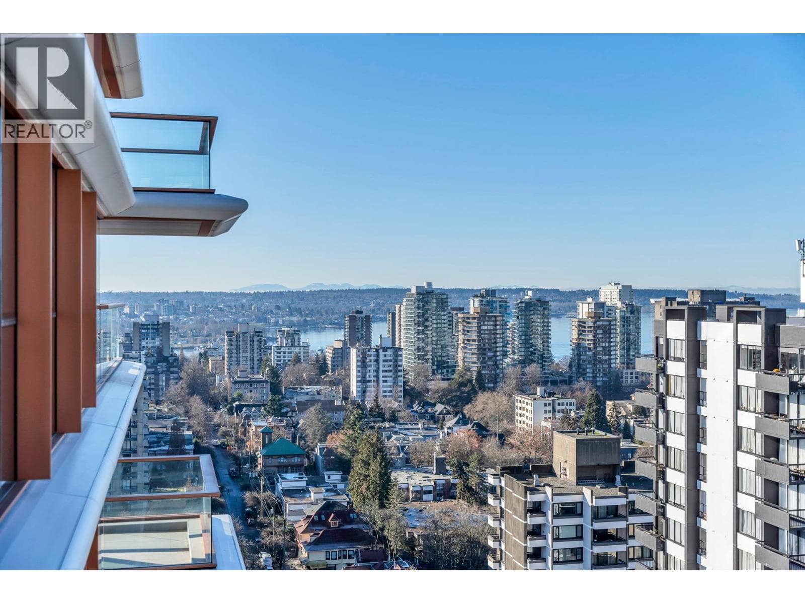 1303 1408 ROBSON STREET photo 5