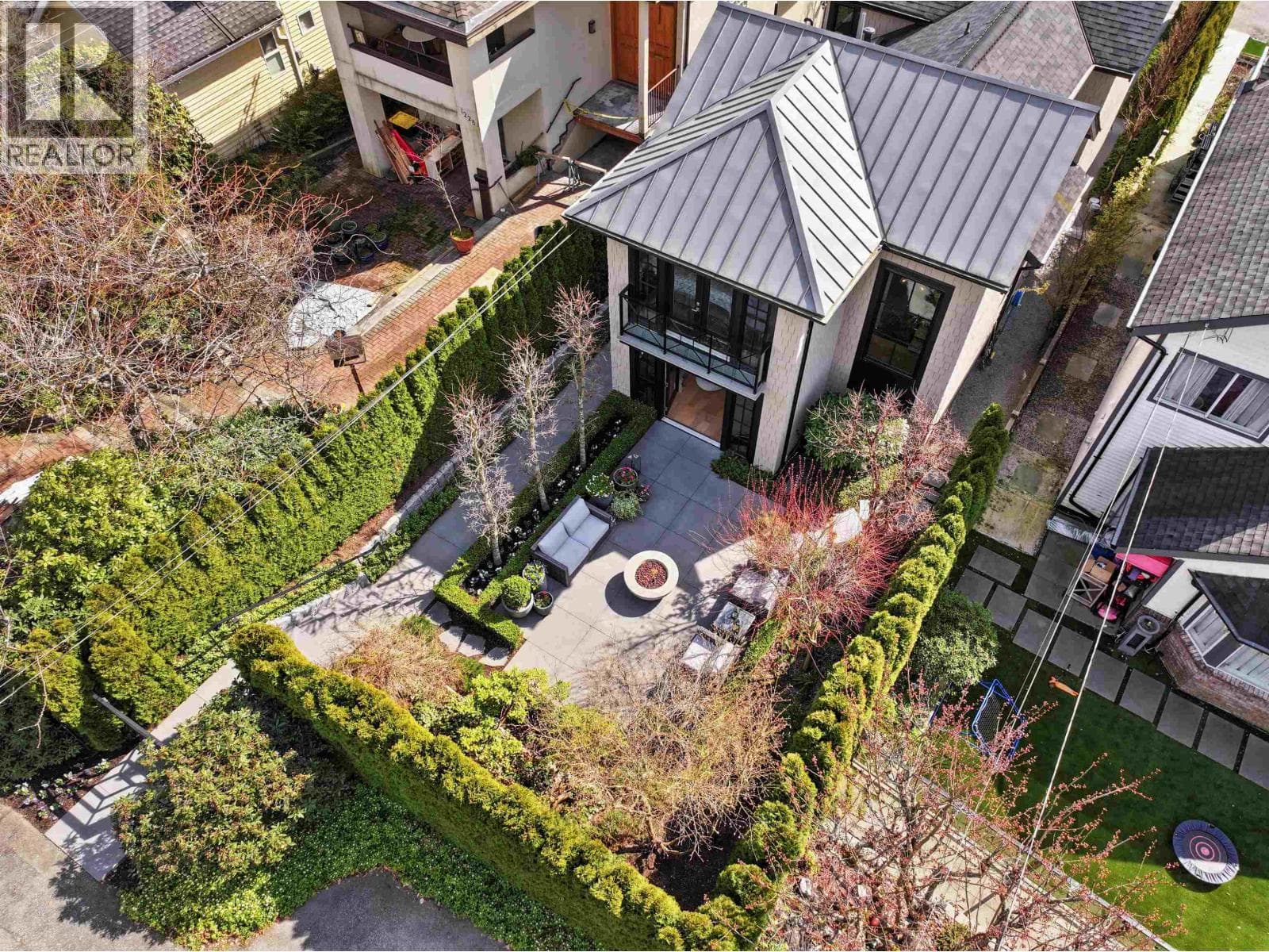 4 bed 5 bath single family at 1230 ESQUIMALT AVENUE — $3,798,000