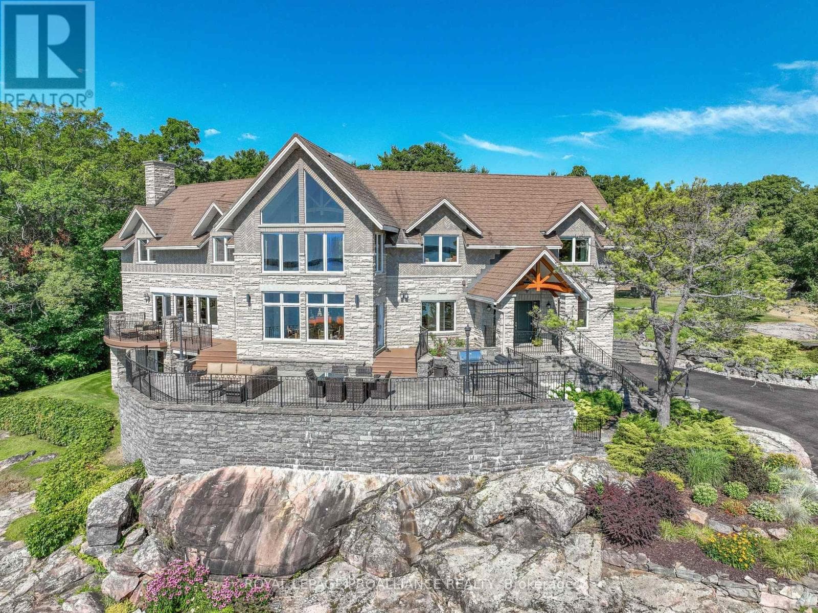 3 bed 5 bath single family at 1188 1000 ISLANDS PARKWAY — $1,999,900