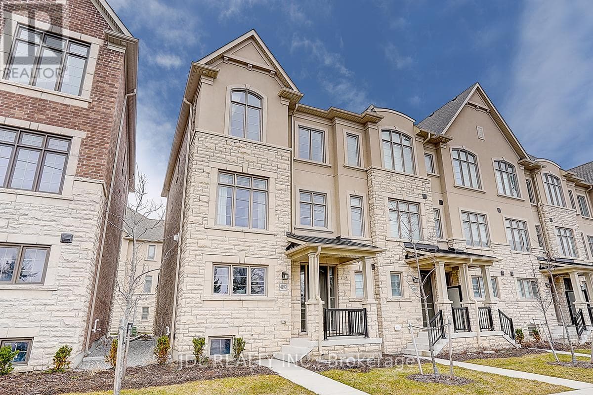 4199 MAJOR MACKENZIE DRIVE E photo 2
