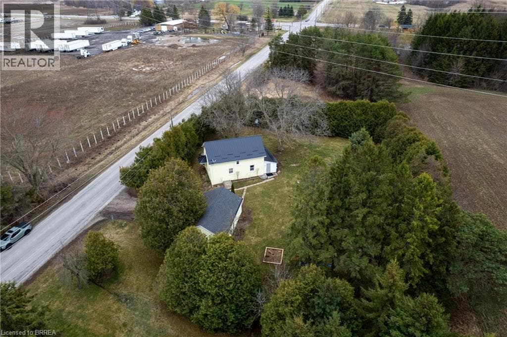 18 MCGILL Road photo 3