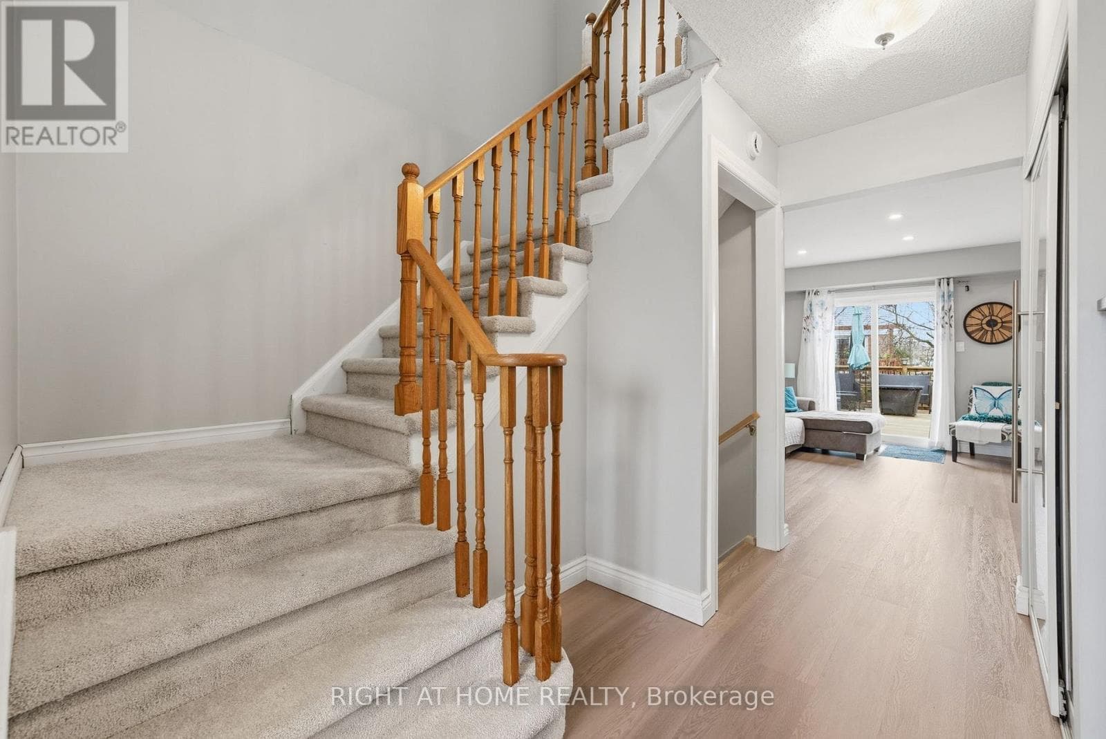 37 BEECHNUT CRESCENT photo 5