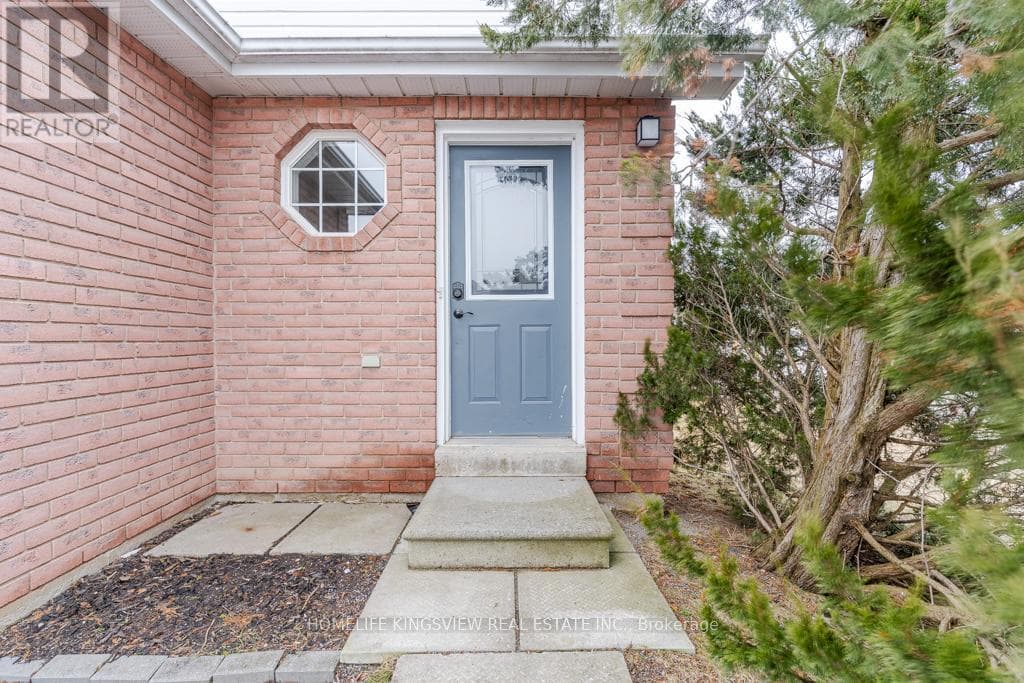 1 CHARLESON DRIVE photo 2
