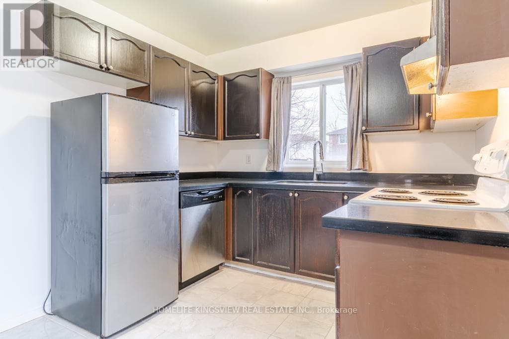 1 CHARLESON DRIVE photo 4