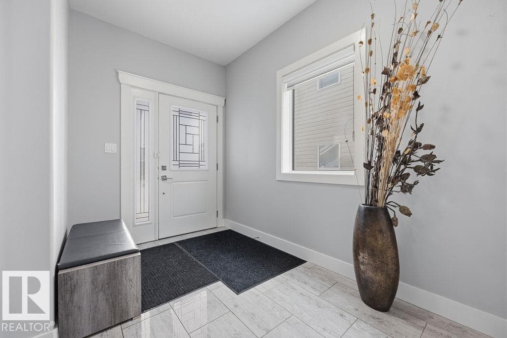 17534 60A ST NW photo 5