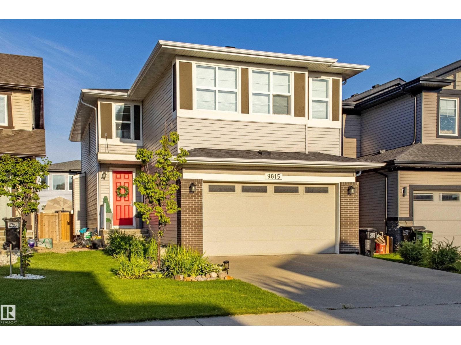9815 225 ST NW photo 2