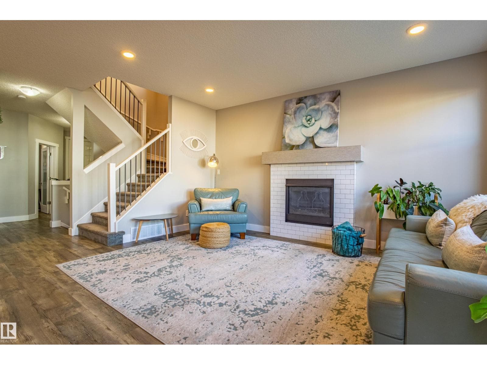 9815 225 ST NW photo 5