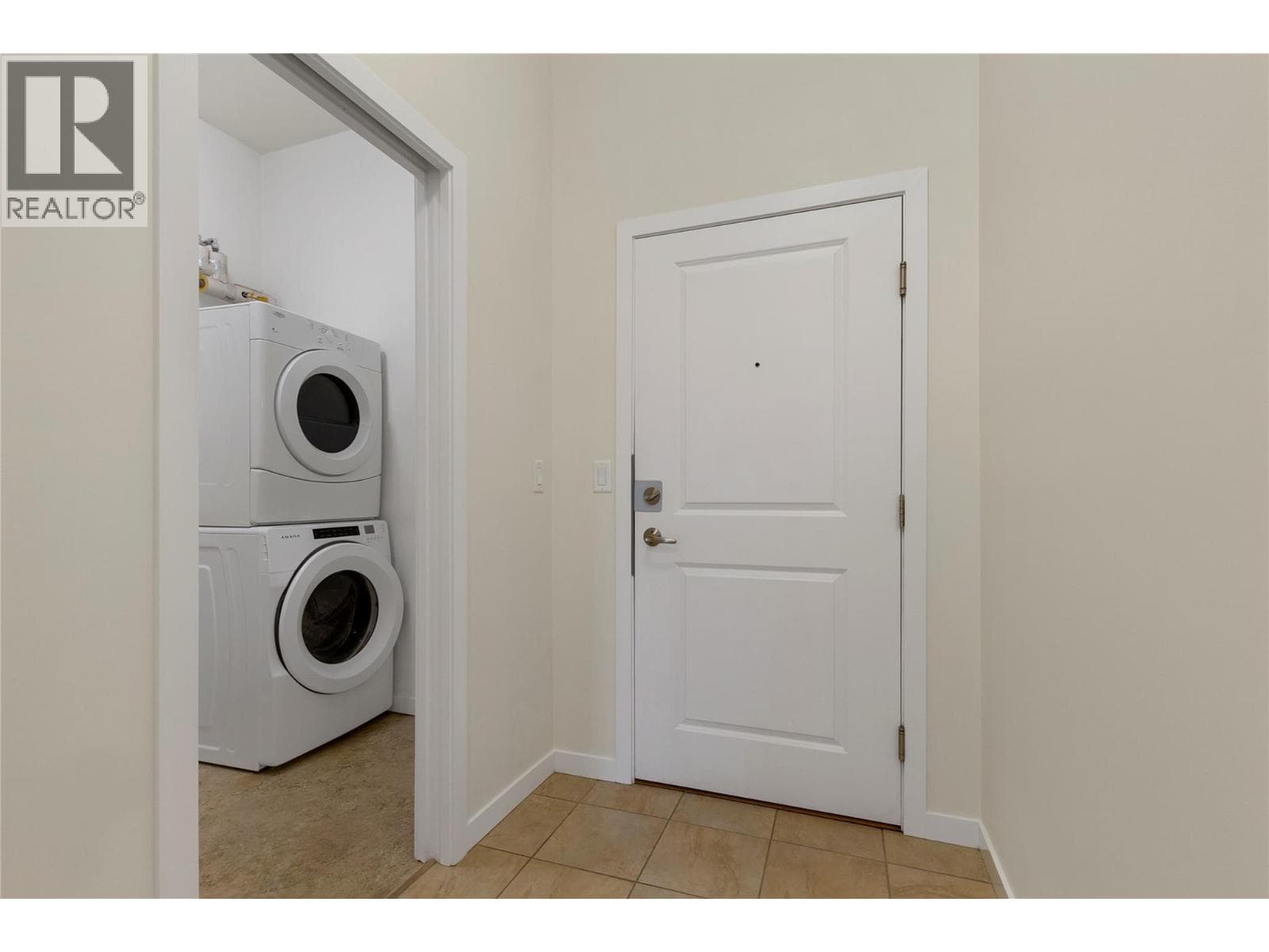 4205 27 Street Unit# 103 photo 3
