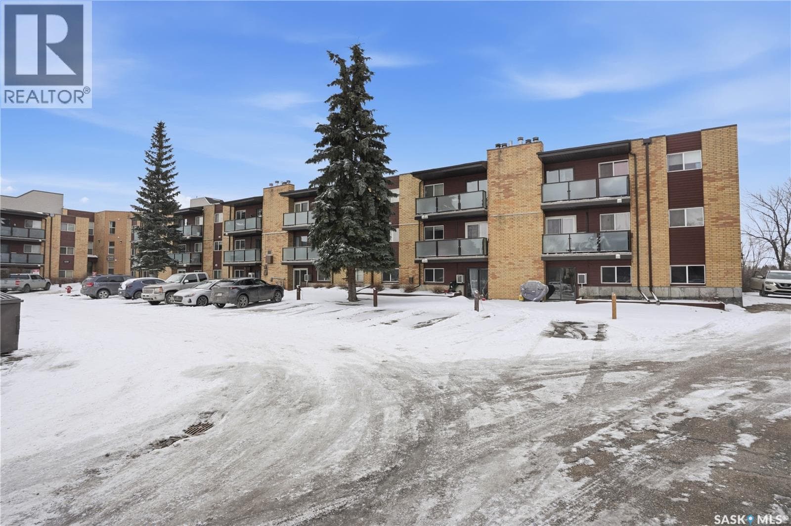 1 bed 1 bath single family at 205 423 Tait COURT — $145,000