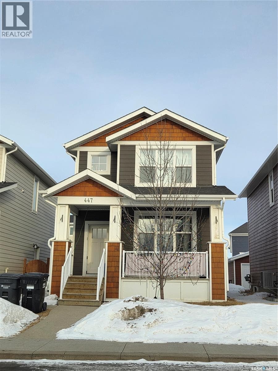 447 Eaton LANE