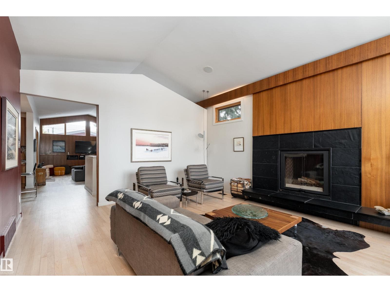 9715 141 ST NW photo 5