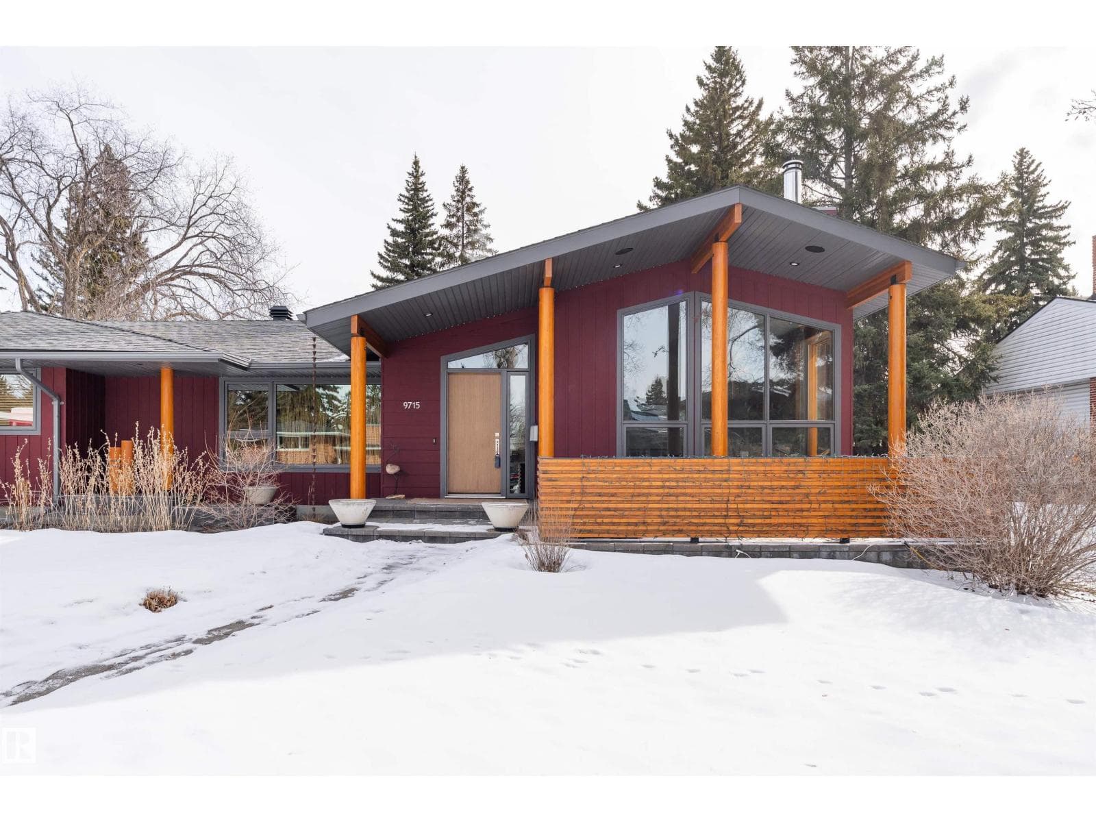 4 bed 4 bath single family at 9715 141 ST NW — $1,725,000
