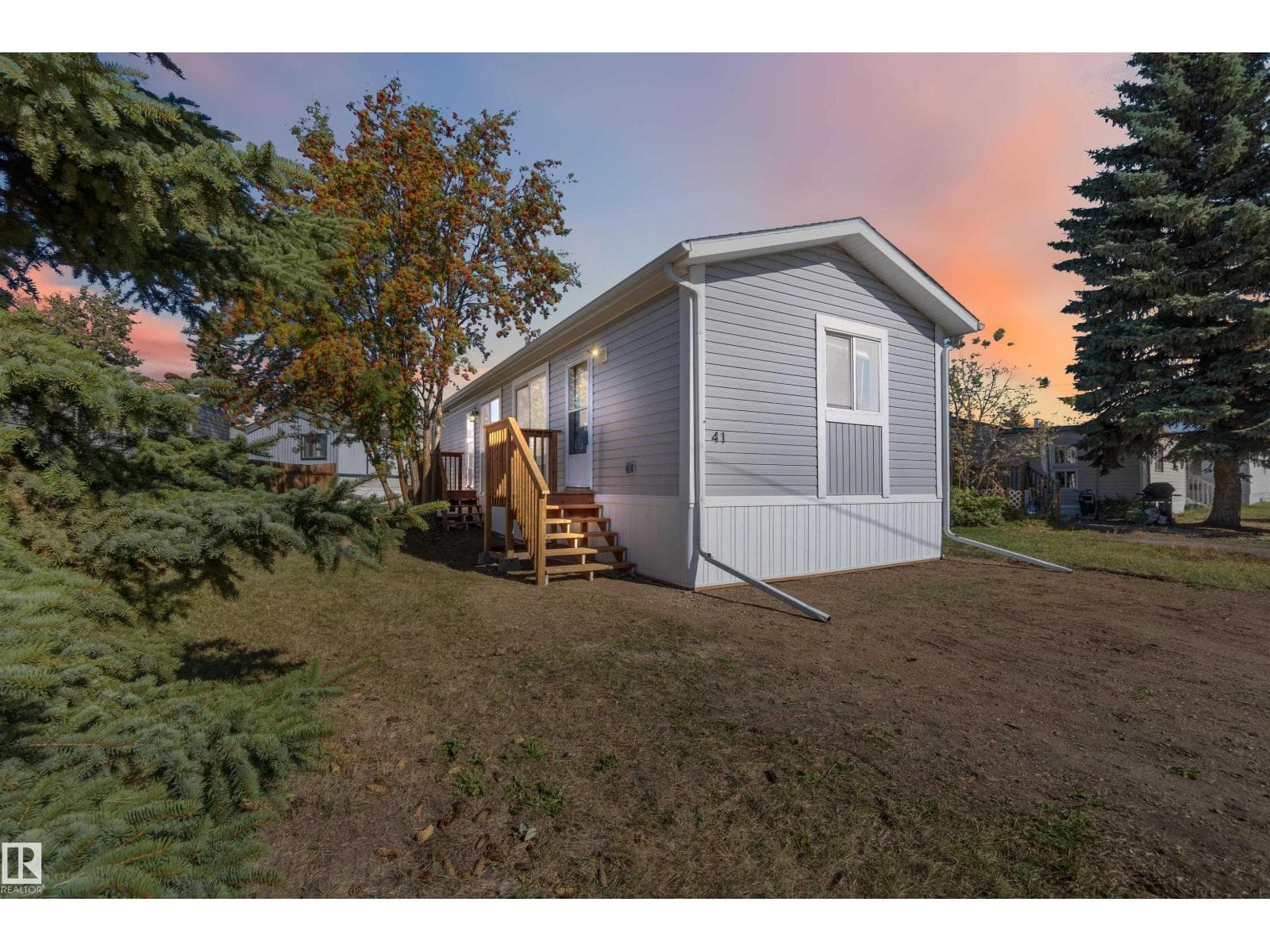 #41 4839 47 ST