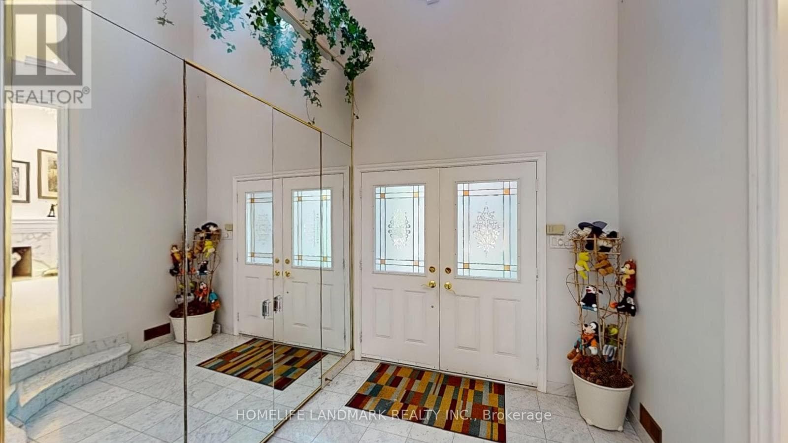 411 CUMMER AVENUE photo 5