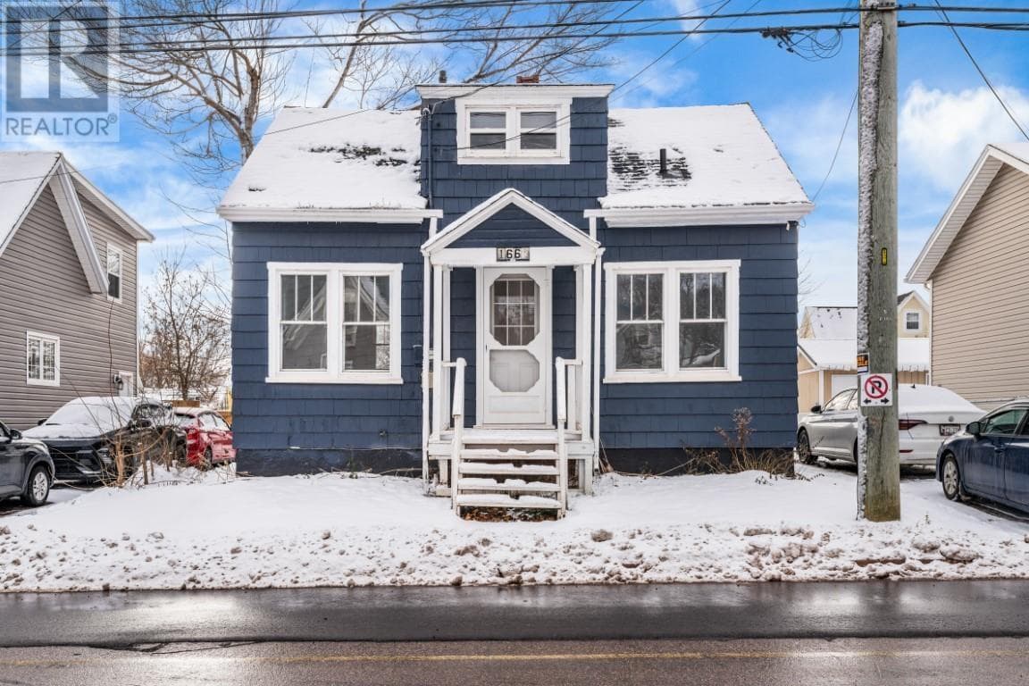 166 Harvard Street photo 2