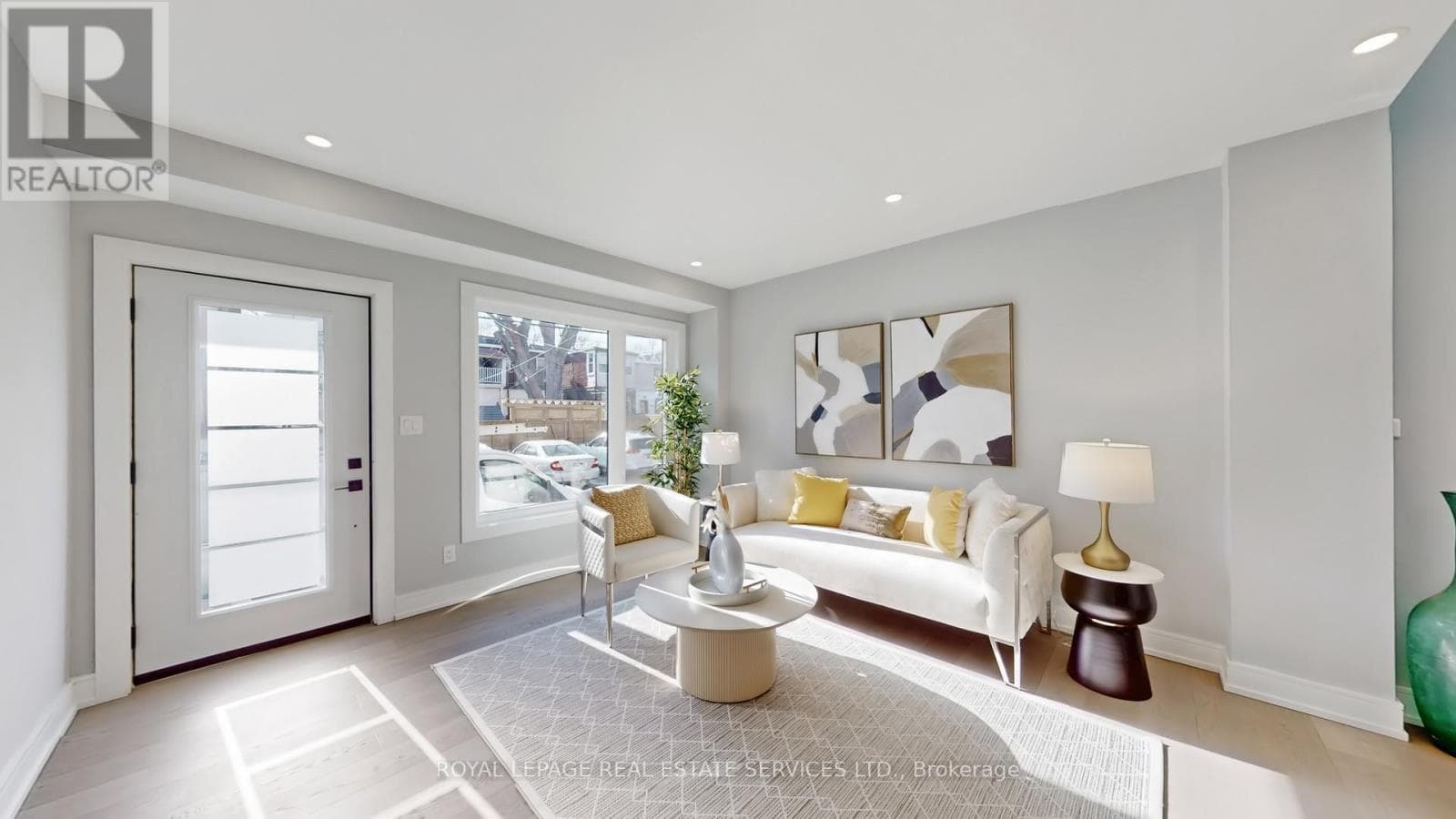1073 CRAVEN ROAD photo 4
