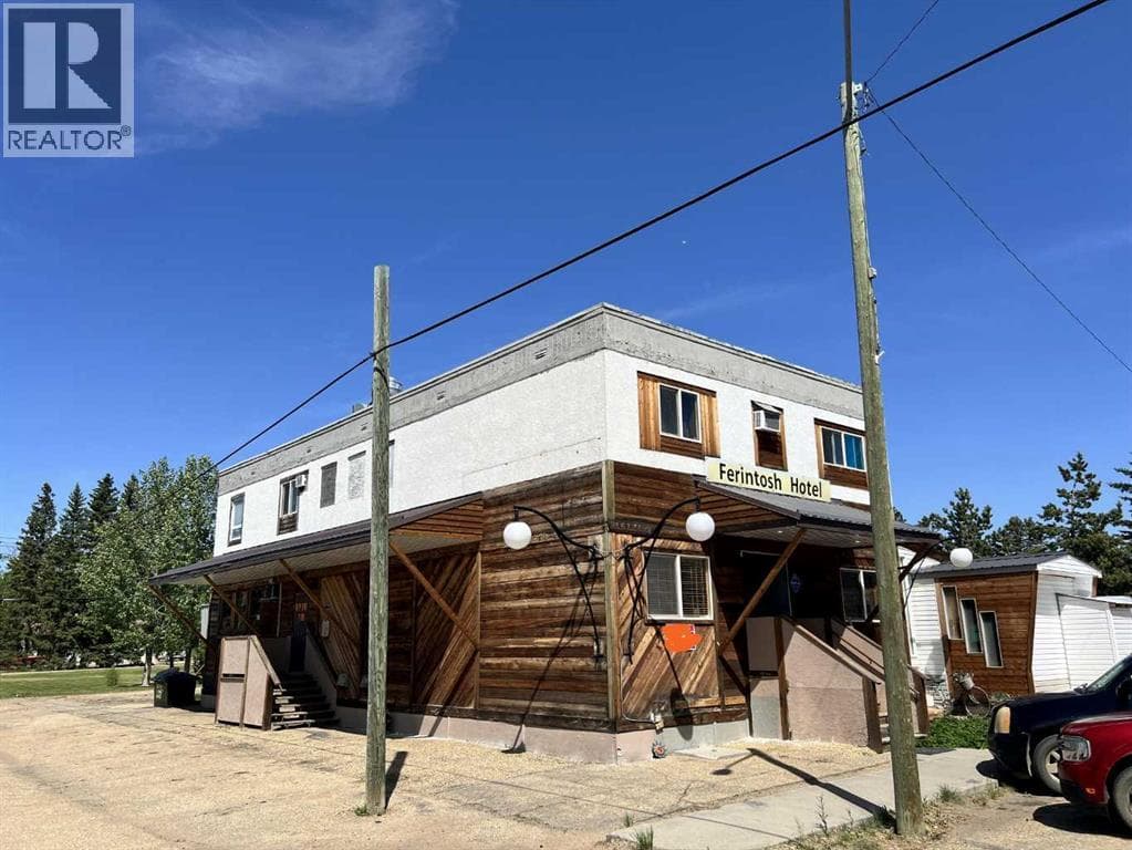 230 Main Street — photo 2