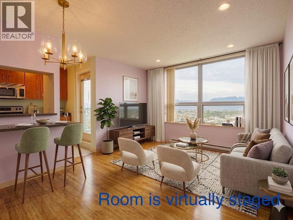 2409 3663 CROWLEY DRIVE photo 4