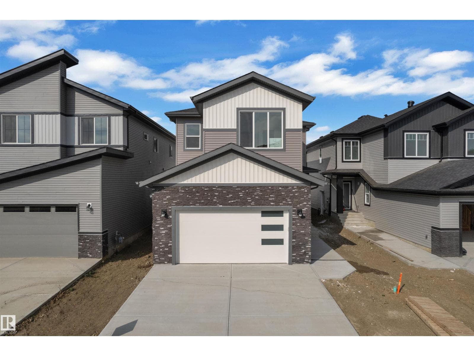 4 bed 3 bath single family at 12 DALQUIST BA — $649,900