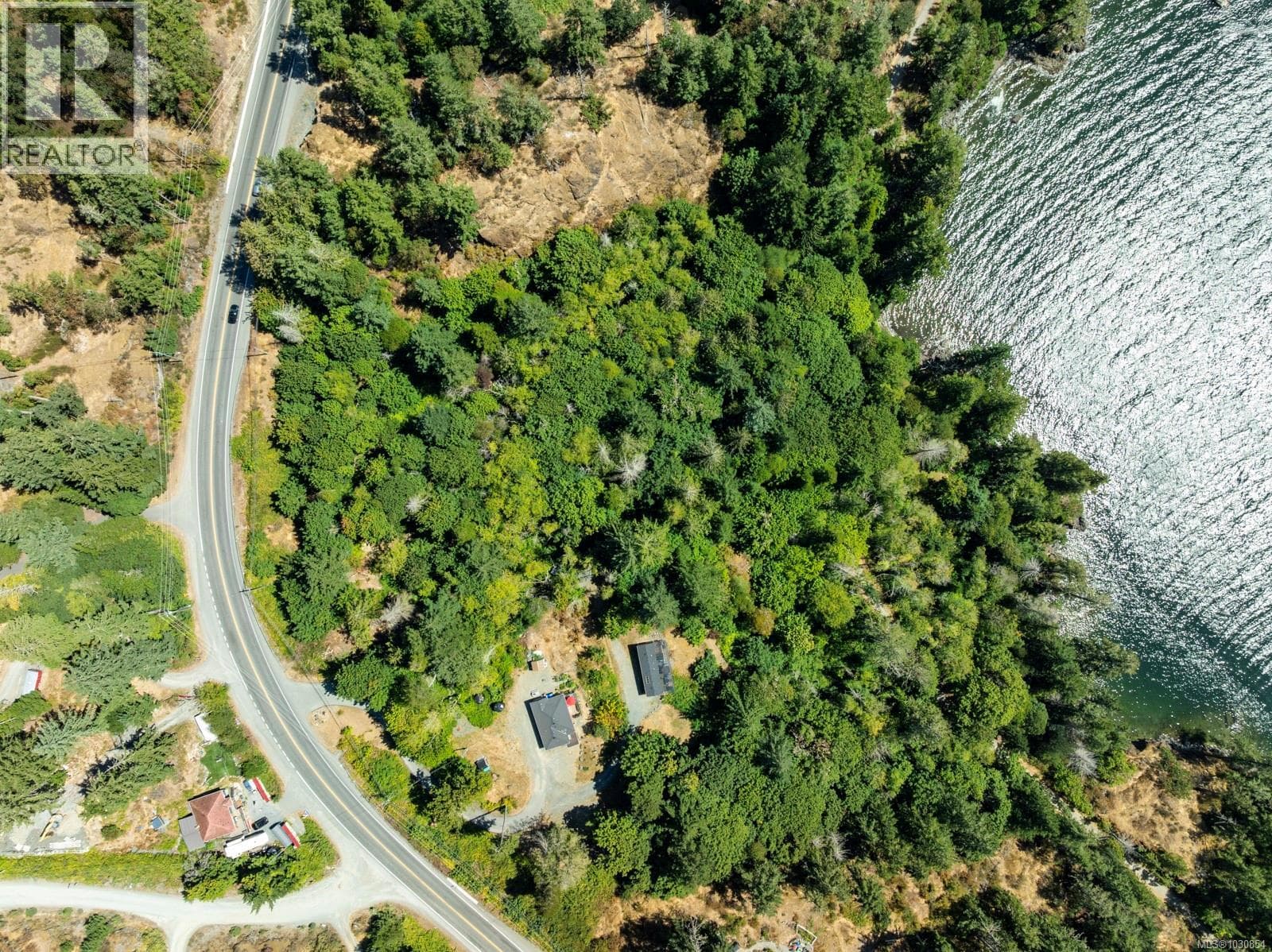 5211 Sooke Rd photo 4