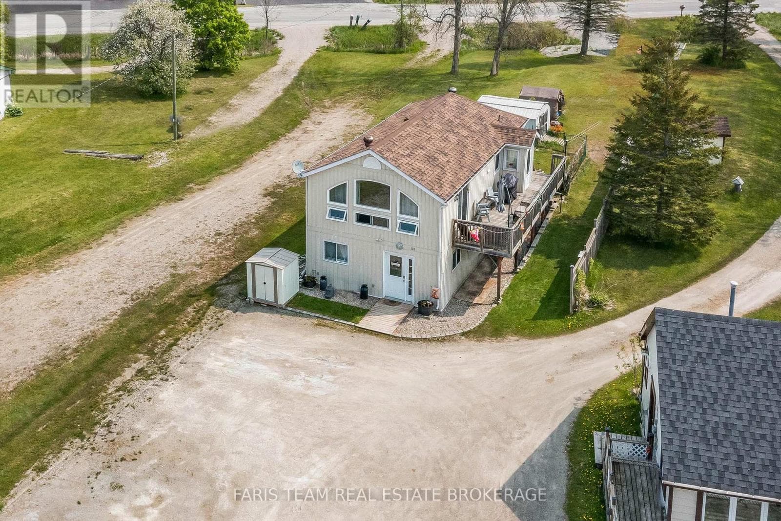 5632 PENETANGUISHENE ROAD photo 4