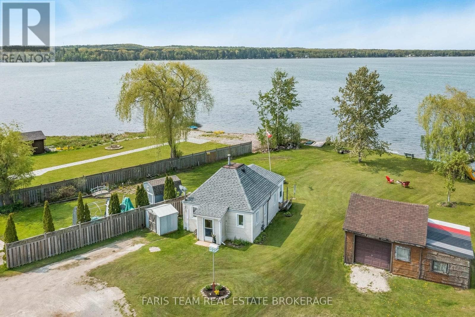 5632 PENETANGUISHENE ROAD photo 3