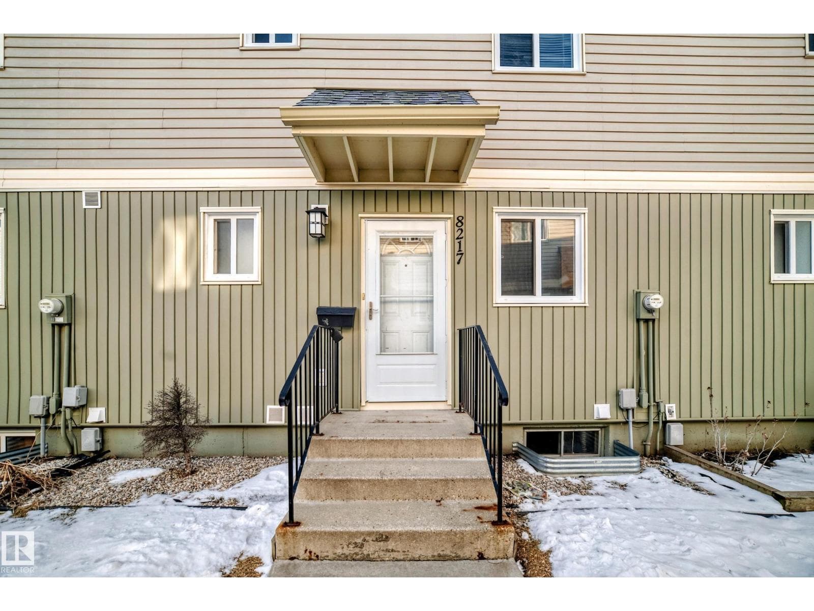 3 bed 2 bath single family at 8217 182 ST NW NW — $230,000