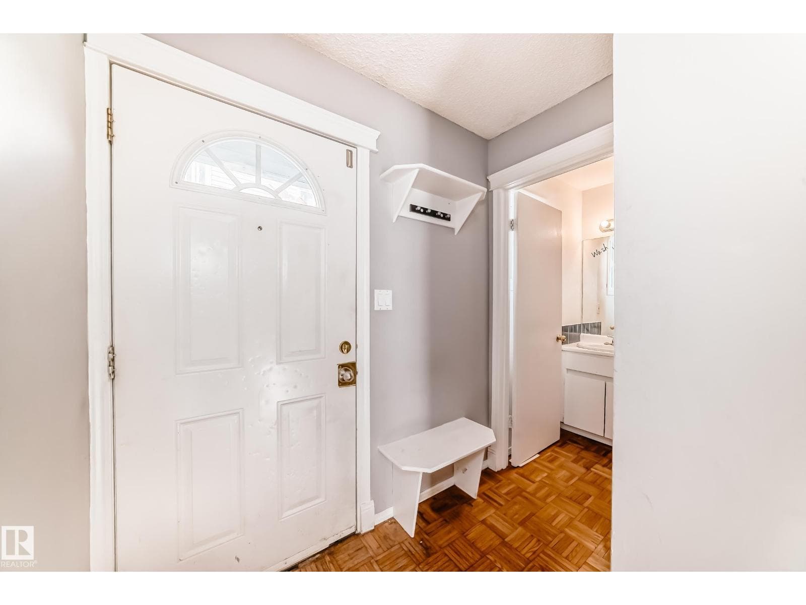 8217 182 ST NW NW photo 5