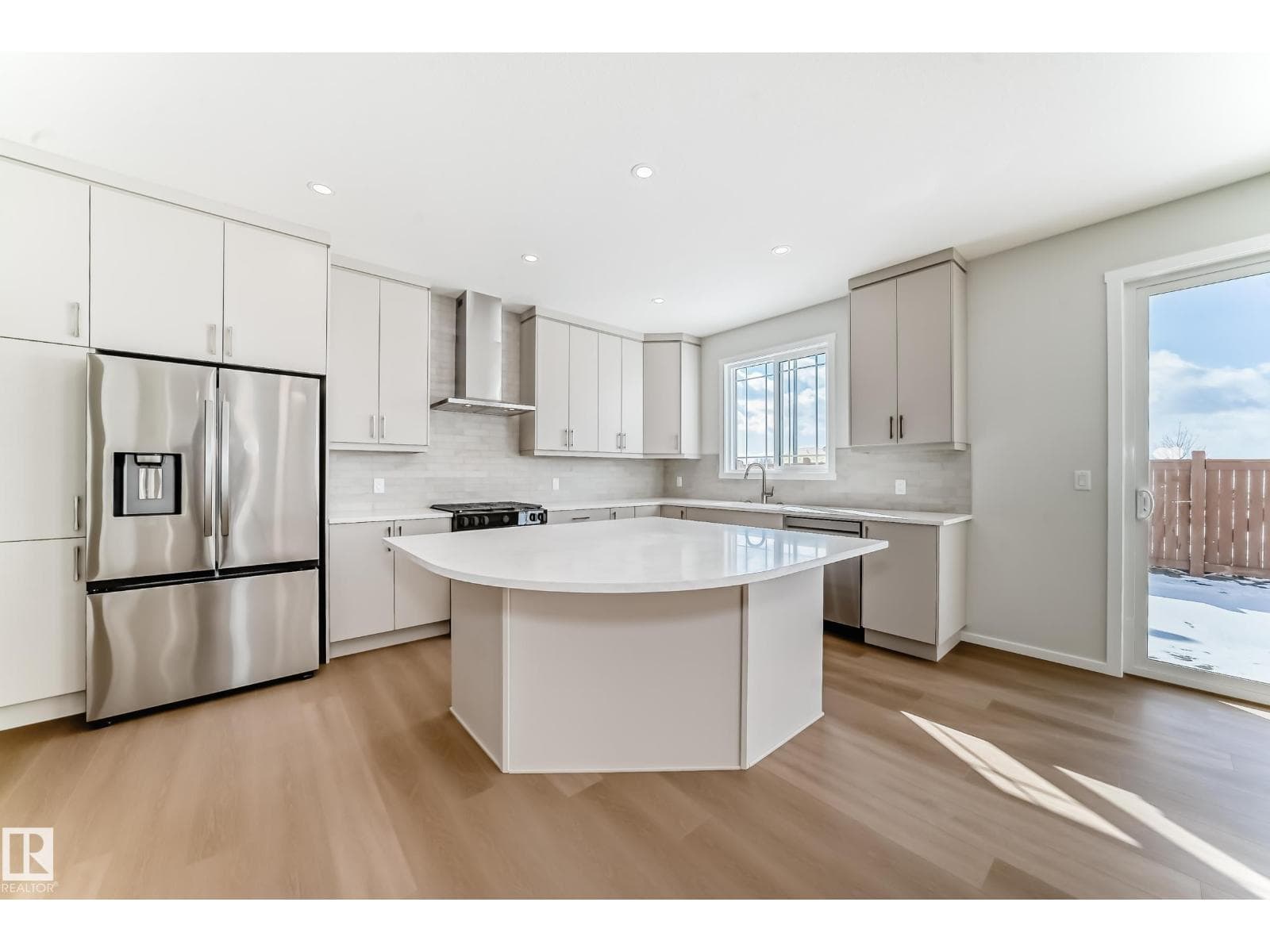 1516 206 ST NW — photo 5