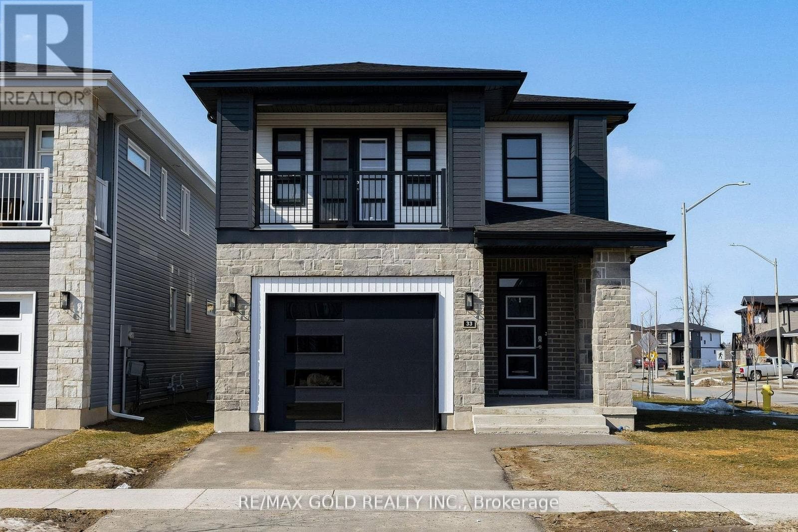 4 bed 3 bath single family at 33 WALDEN POND DRIVE — $699,000