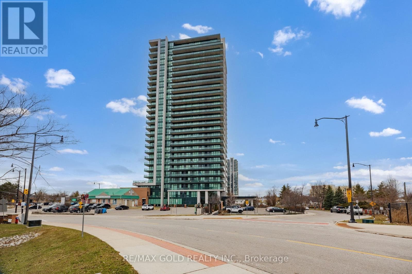 2407 - 100 JOHN STREET photo 3
