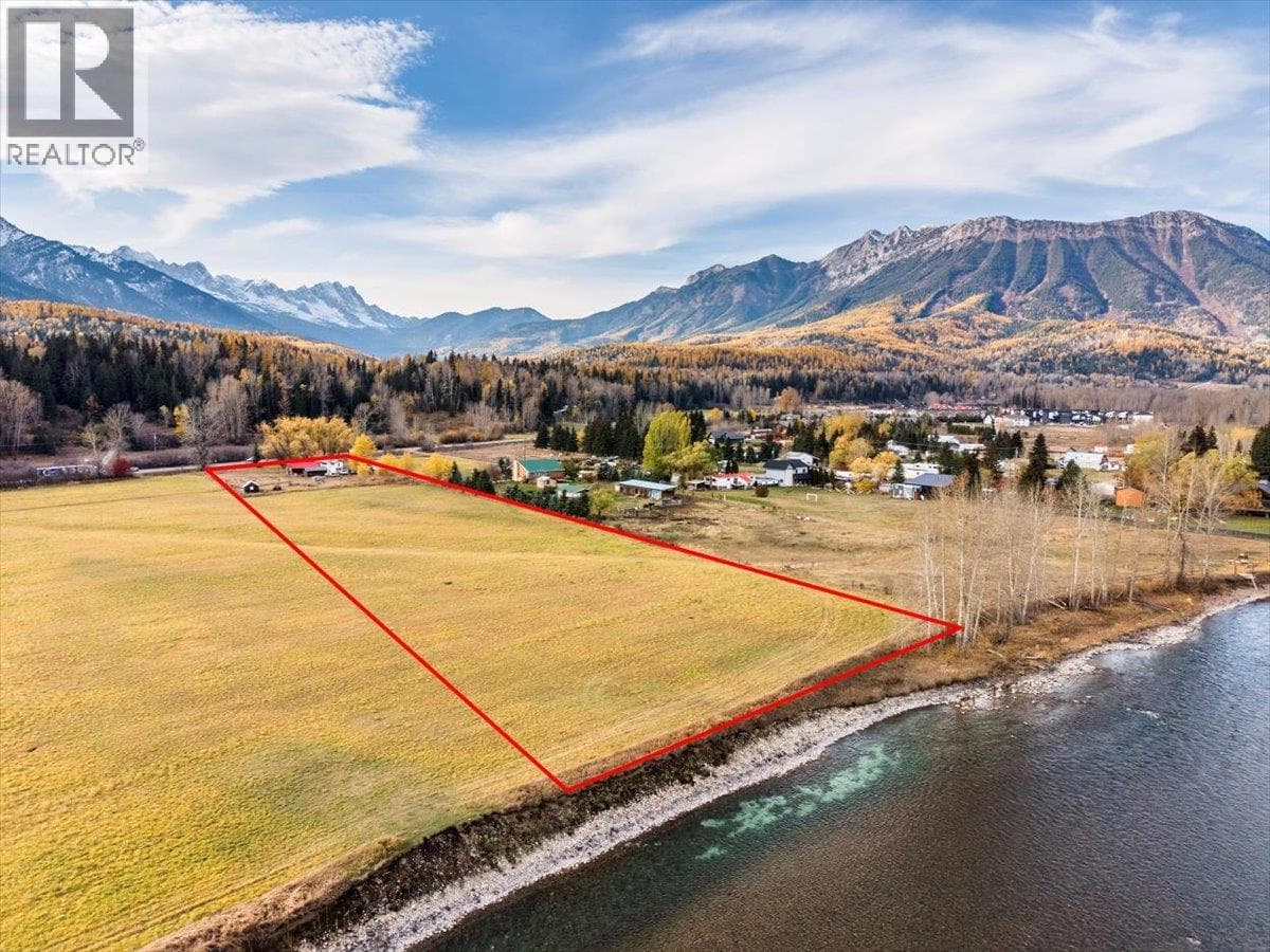 3 bed 1 bath single family at 2370 Highway 3 Highway — $1,475,995