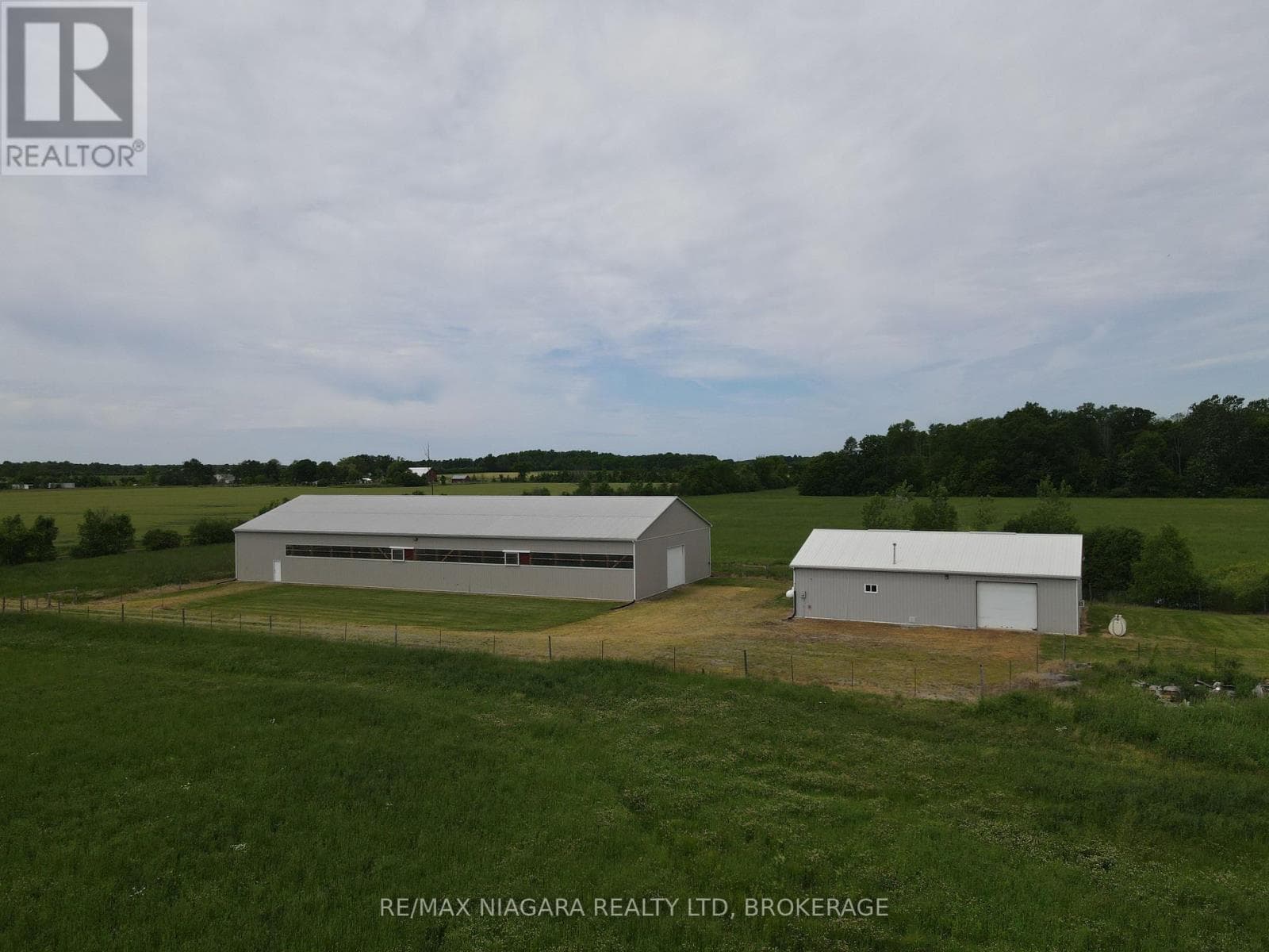 4300 GILMORE ROAD photo 3