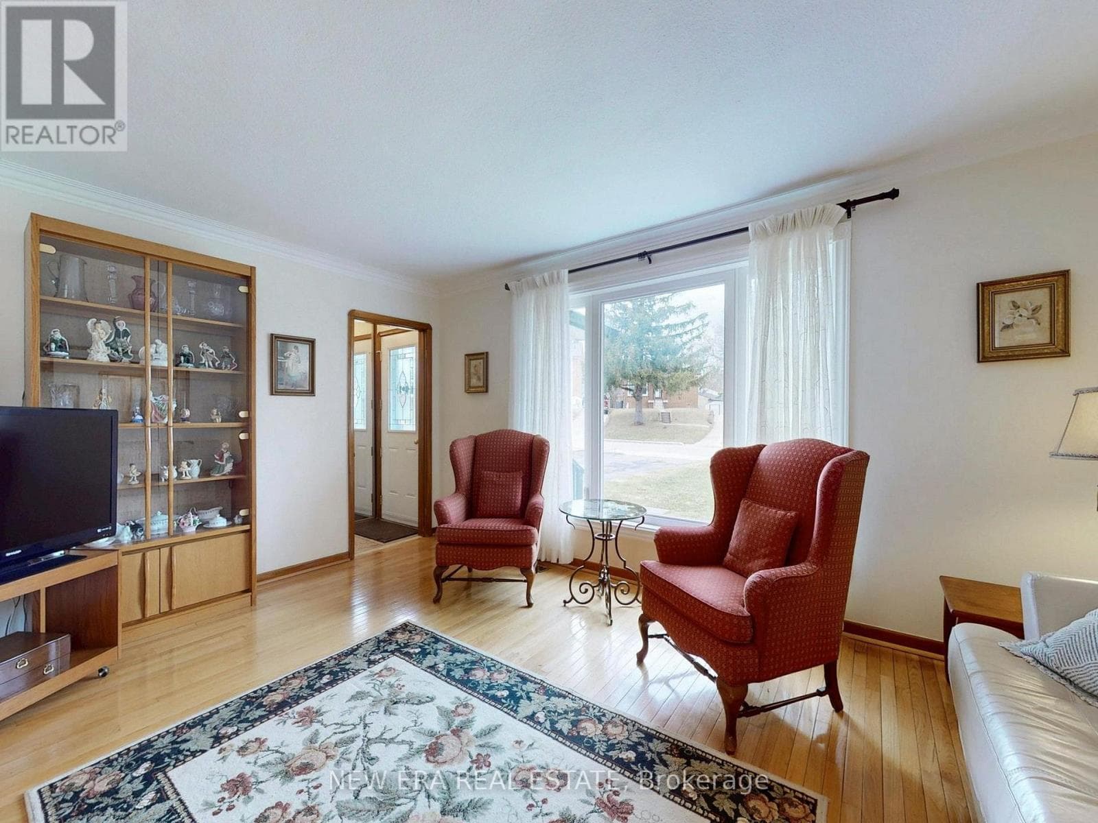 51 TANSLEY AVENUE photo 3