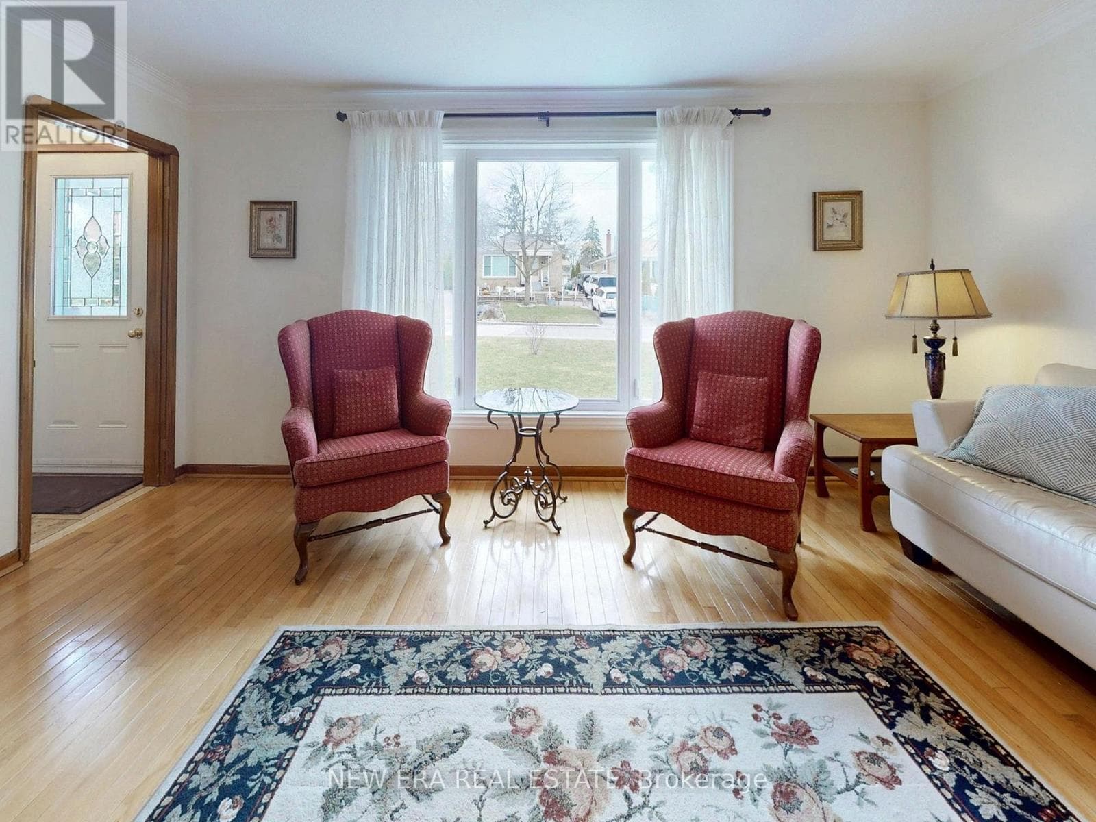 51 TANSLEY AVENUE photo 4
