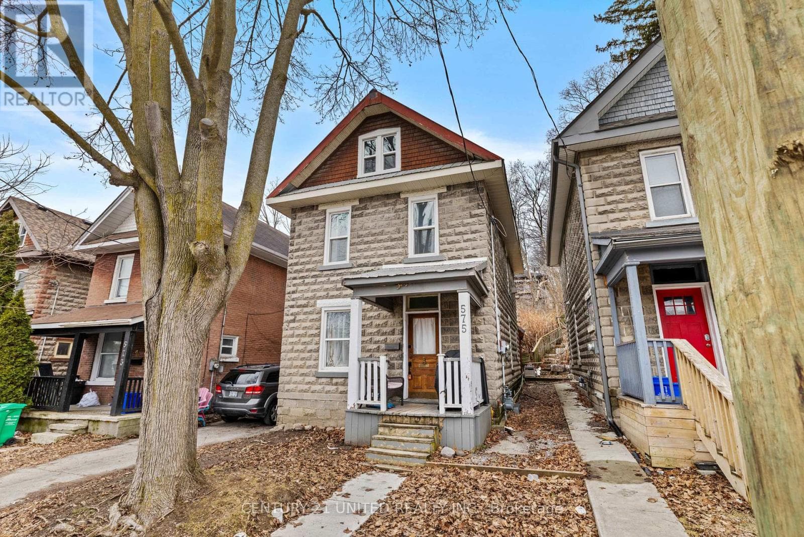 5 bed 3 bath single family at 575 BETHUNE STREET — $499,900