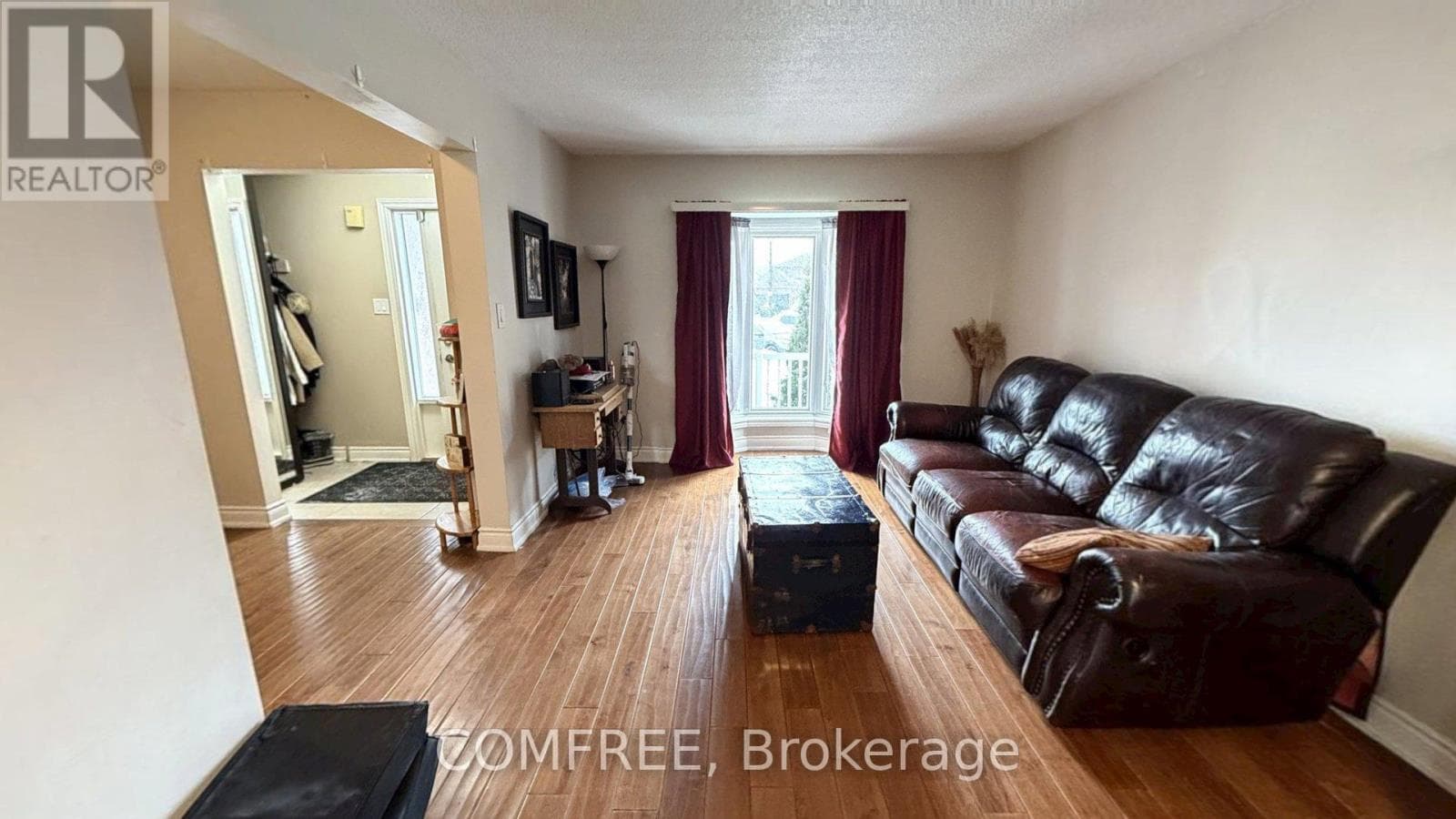 24 SHORTREED COURT photo 2